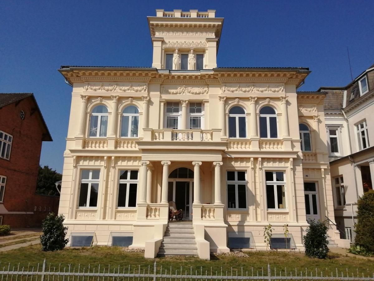 Villa Pauli Eutin Buitenkant foto