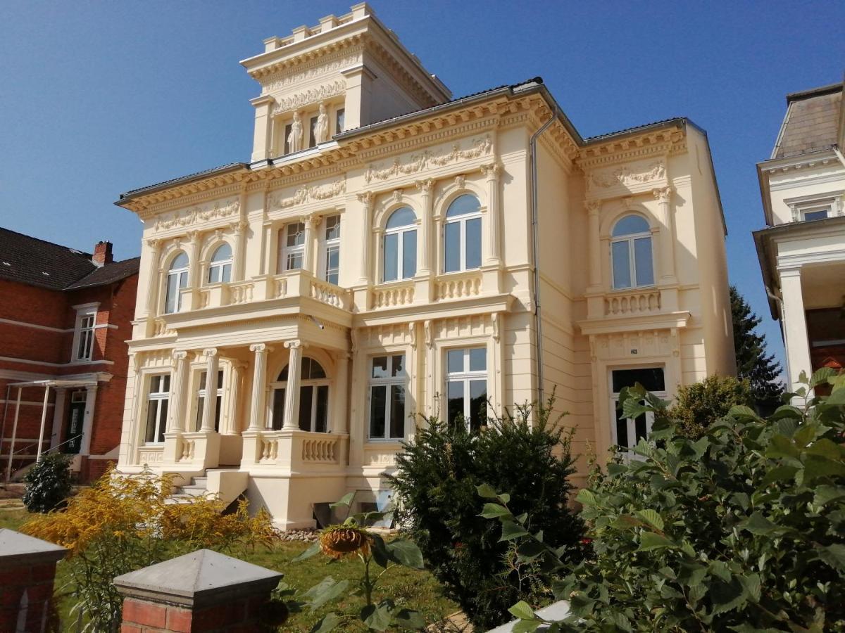 Villa Pauli Eutin Buitenkant foto