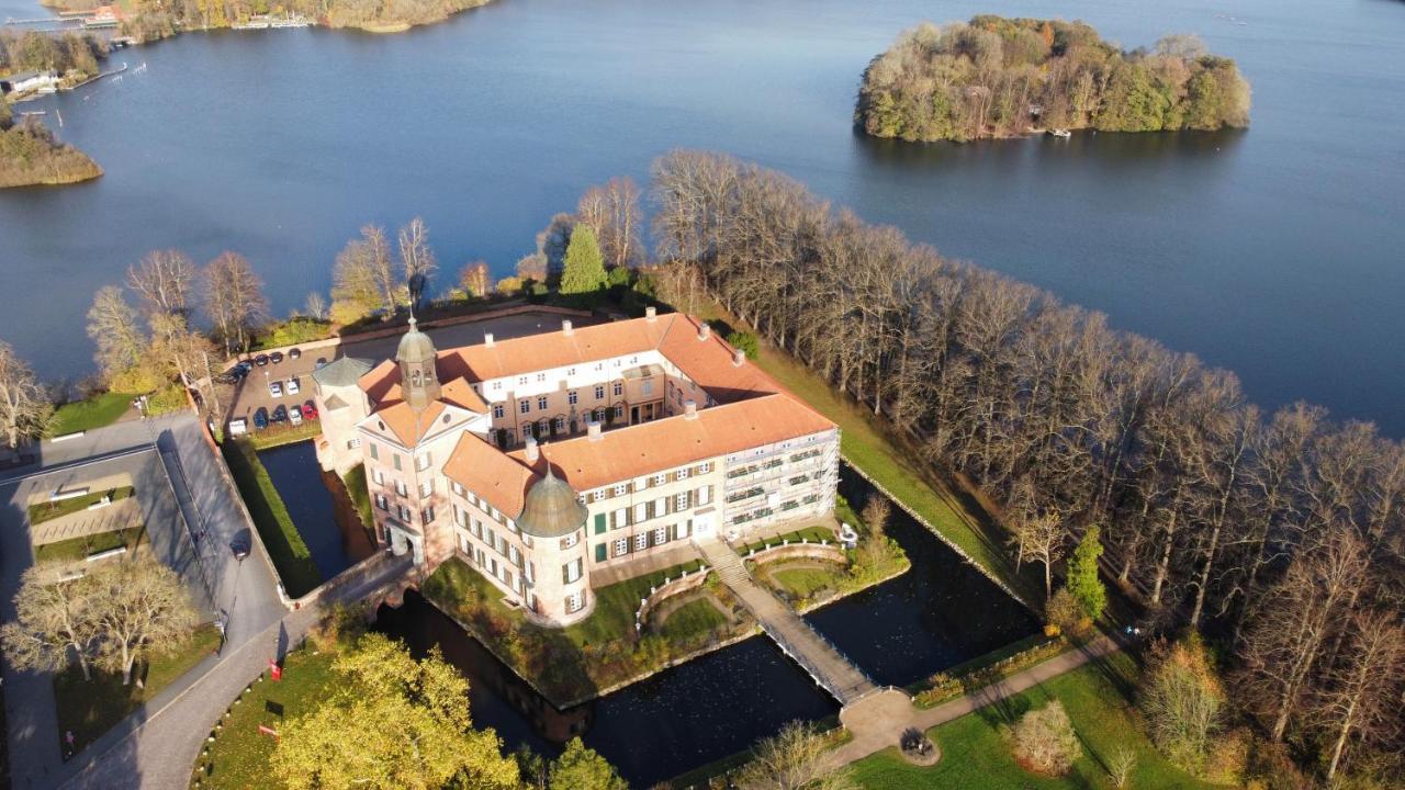 Villa Pauli Eutin Buitenkant foto